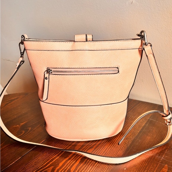 Joe’s Jeans Pink Woven Bucket Bag Crossbody EUC - Picture 4 of 14